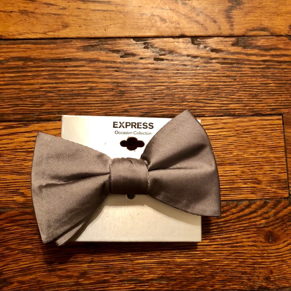 NWT Men’s Express Bow Tie